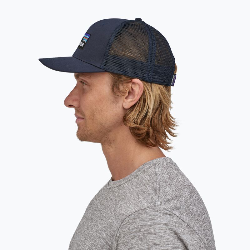 Бейсболка Patagonia P-6 Logo Trucker navy blue 4