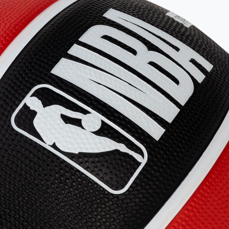 М'яч баскетбольний  Wilson NBA Team Tribute Chicago Bulls WTB1300XBCHI розмір 7 3