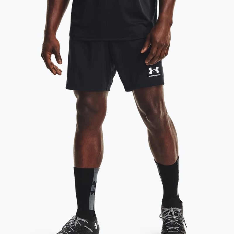 Шорти футбольні чоловічі Under Armour Challenger Knit чорні 1365416