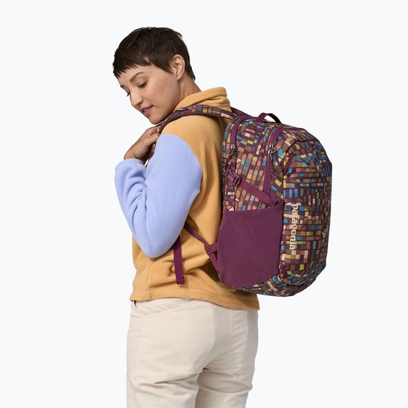 Рюкзак туристичний Patagonia Refugio Day Pack 26 l fitz roy patchwork/night plum 4