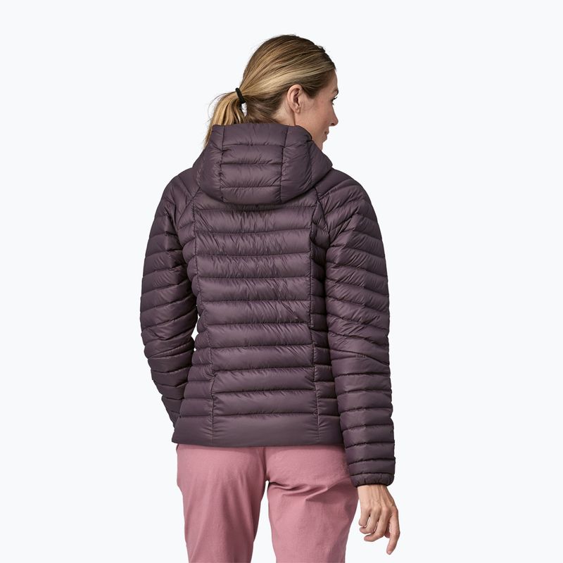 Пуховик жіночий Patagonia Down Sweater Hoody obsidian plum 2