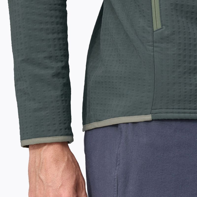 Чоловіча софтшелл-куртка Patagonia R2 TechFace nouveau green 9