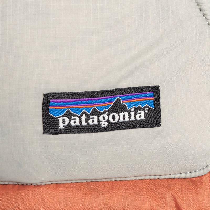 Жилет жіночий Patagonia Bivy Hooded burl red 4