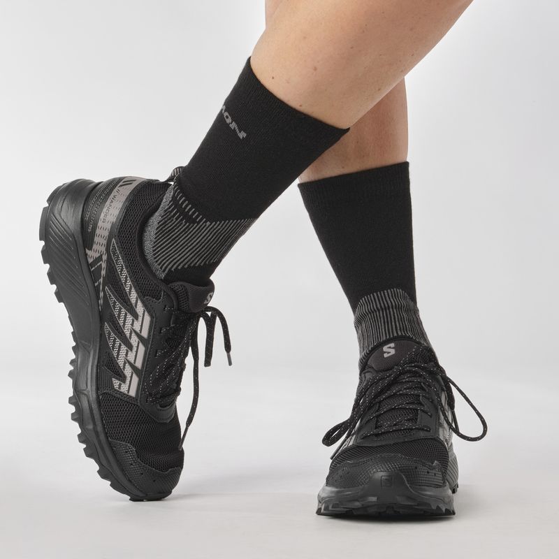 Кросівки для бігу жіночі Salomon Wander black/plum kitten/gull 11