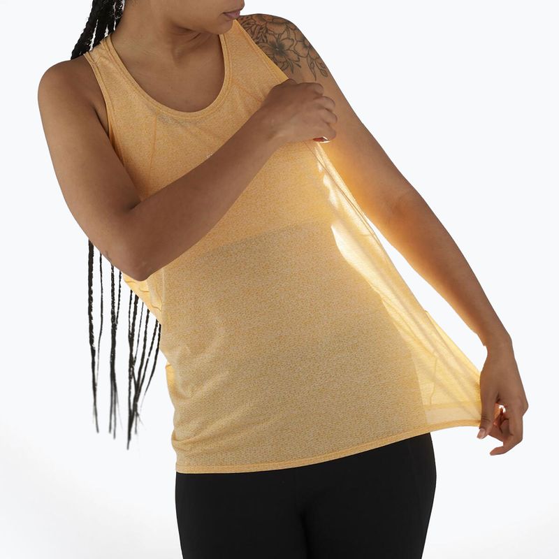 Топ для бігу жіночий Salomon SHAKEout Air Tank warm apricot 3