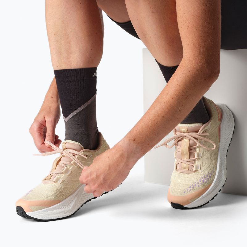 Кросівки для бігу жіночі Salomon Aero Glide 3 Gravel shortbread/white/fushion coral 8