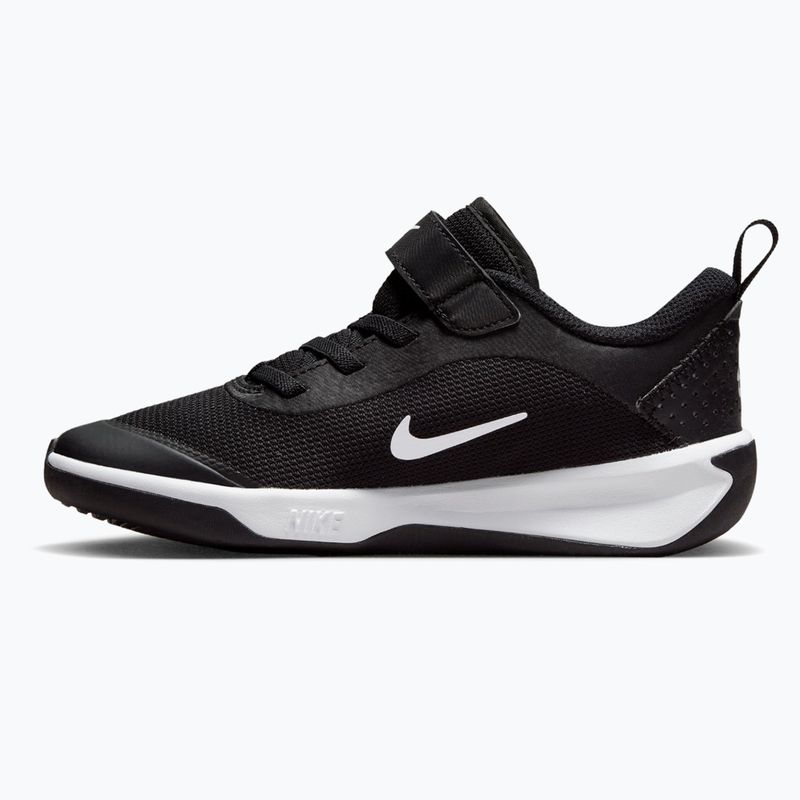 Взуття дитяче Nike Omni Multi-Court black/white 2