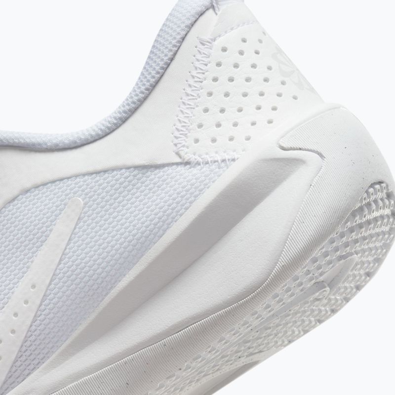 Взуття Nike Omni Multi-Court white/pure platinum/white 9