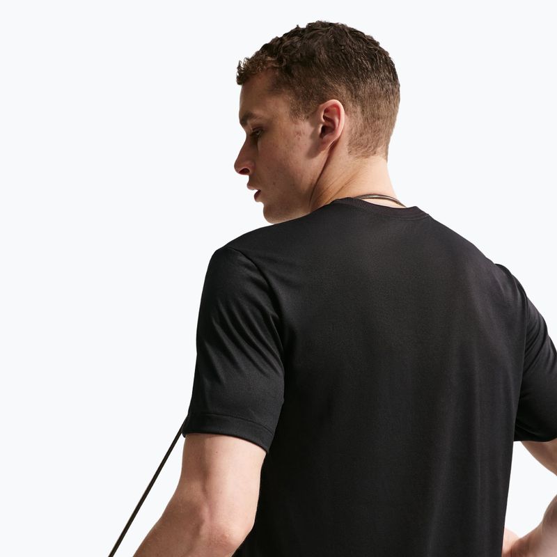 Футболка для тренувань чоловіча Nike Dri-FIT Legend black/matte silver 6
