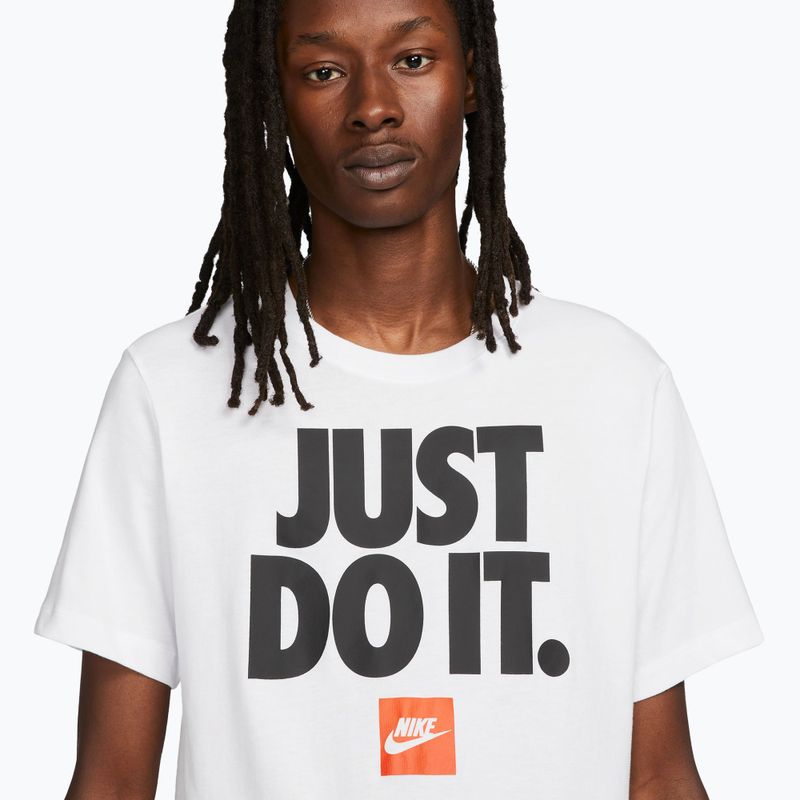 Футболка чоловіча Nike Sportswear white 4