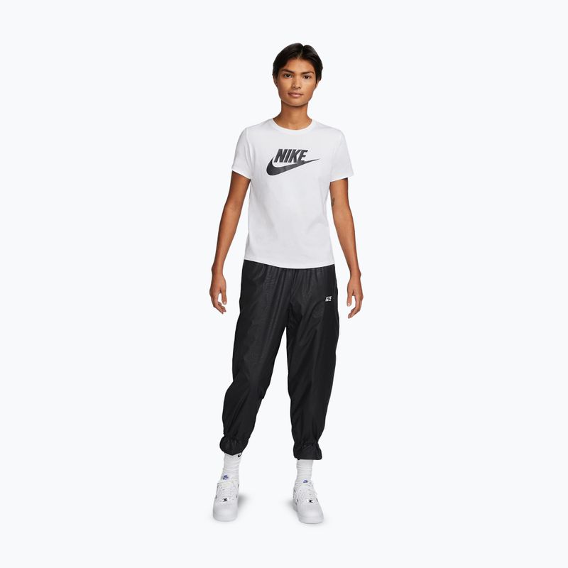 Футболка жіноча Nike Sportswear Club Essentials Logo white/black 2