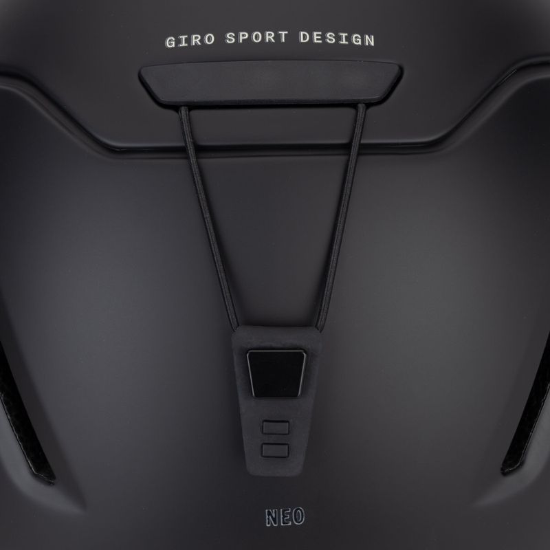 Лижний шолом Giro Neo matte black/olive fade 8