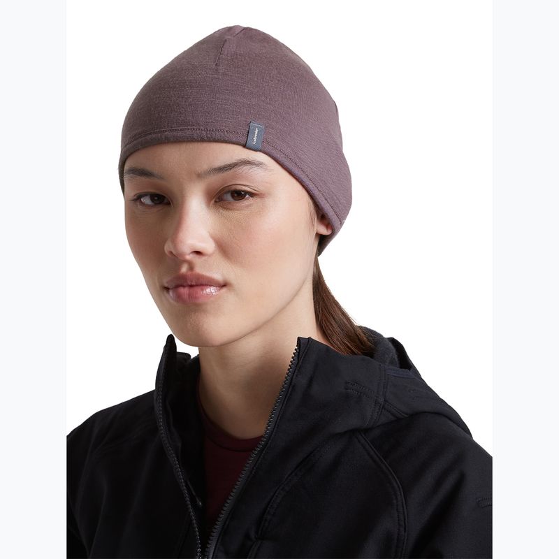Шапка icebreaker Merino 200 Oasis Reversible Beanie berry/grey plum 12