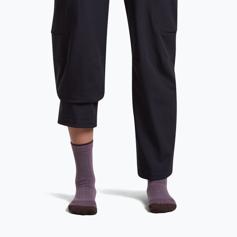 Шкарпетки жіночі Icebreaker Merino Hike+ Ultralight Quarter grey plum/bittersweet 3