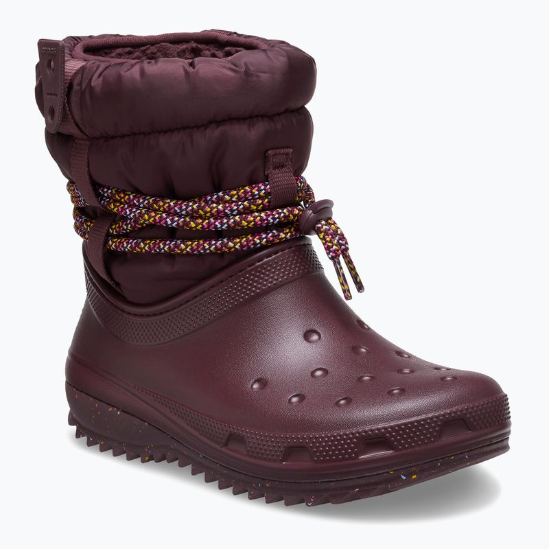 Жіночі снігоступи Crocs Classic Neo Puff Luxe темно-вишневого кольору 8