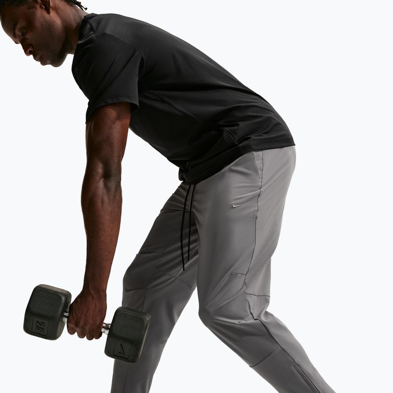 Штани чоловічі Nike Unlimited smoke grey/black/smoke grey 4