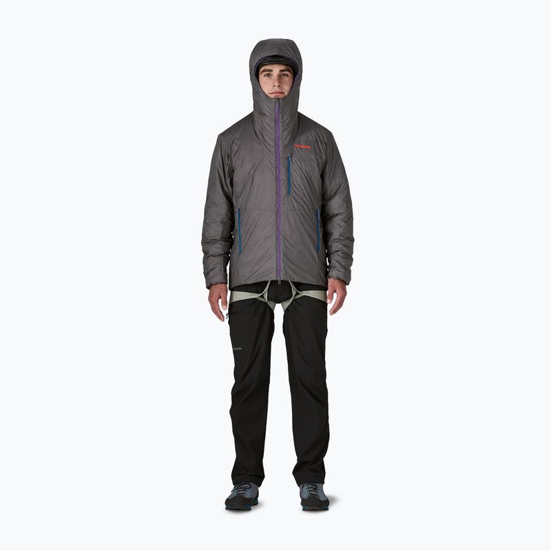 Чоловічий пуховик Patagonia DAS Light Hoody forge grey 2