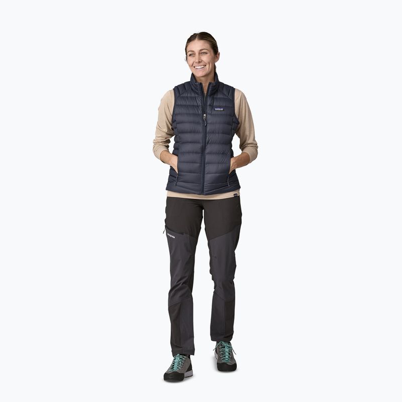 Жилет жіночий Patagonia Down Sweater smolder blue 2