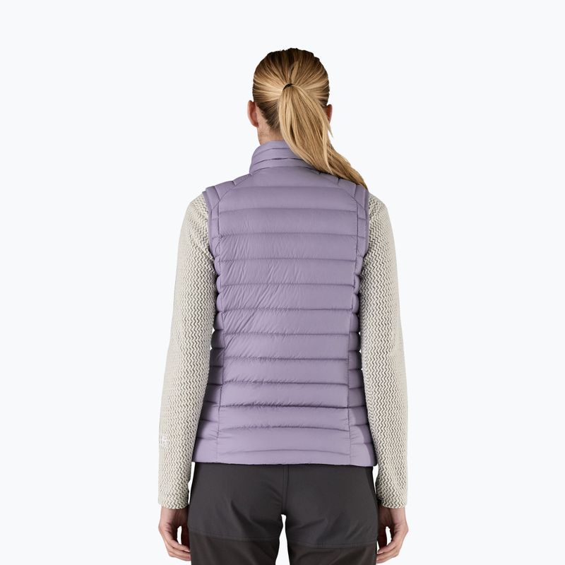 Жилет жіночий Patagonia Down Sweater concrete purple 2