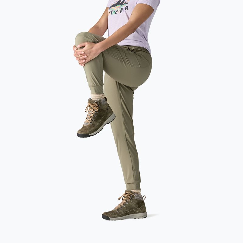 Штани жіночі Patagonia Terrebonne Joggers river rock green 4
