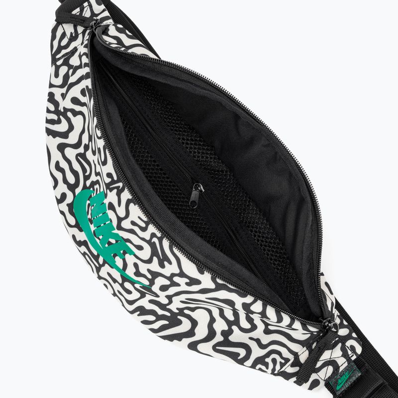 Сумка Nike Heritage Waistpack 3 л black/coconut milk/stadium green 6