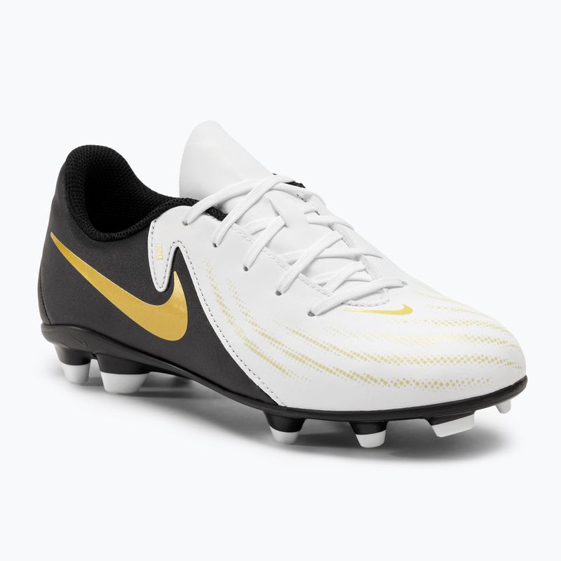 Кросівки футбольні дитячі Nike Phantom GX II Club FG/MG Junior white/metallic gold coin/black