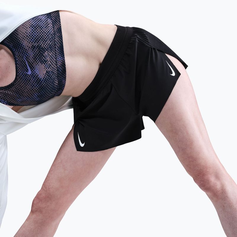 Шорти для бігу жіночі Nike AeroSwift Dri-Fit ADV Mid-Rise 3" black/white 5