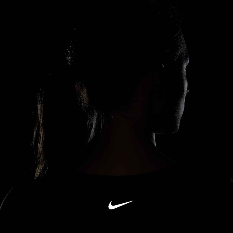 Футболка для тренувань жіноча Nike One Fitted Dri-Fit Cropped Top black 6