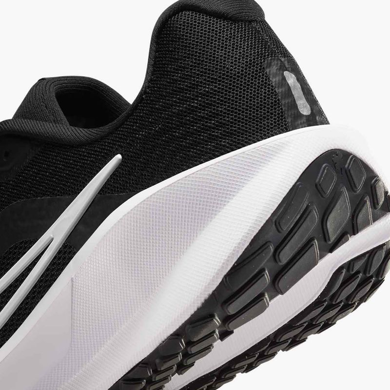 Кросівки для бігу жіночі Nike Downshifter 13 astronomy black / white / dark smoke grey 14