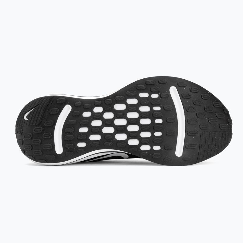 Кросівки для бігу жіночі Nike Journey Run black/white 4