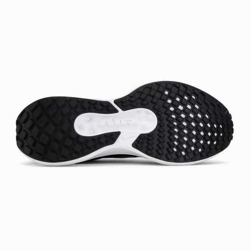 Кросівки для бігу жіночі Nike Winflo 11 black/white 4