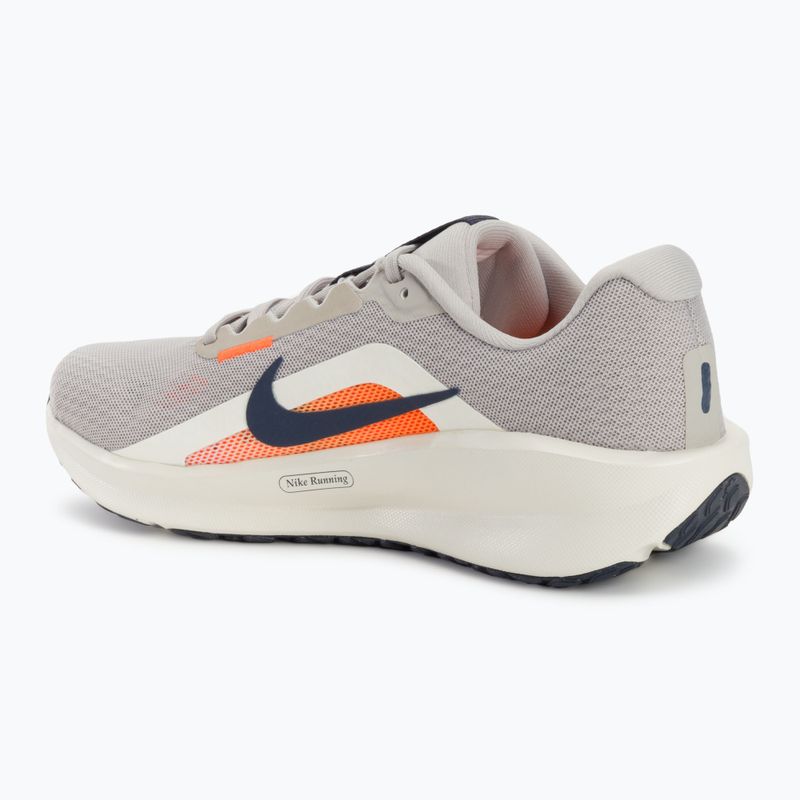 Кросівки для бігу чоловічі Nike Downshifter 13 light iron ore/total orange/sail/thunder blue 3