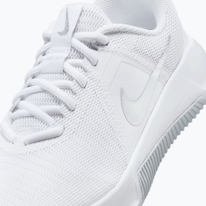 Кросівки для тренувань жіночі Nike MC Trainer 3 white/photon dust/metallic platinum 7