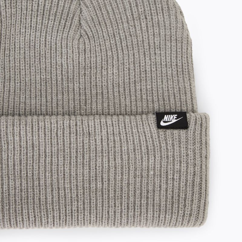 Зимова шапка Nike Peak Futura Beanie темно-сірий вересковий темно-сірий 3