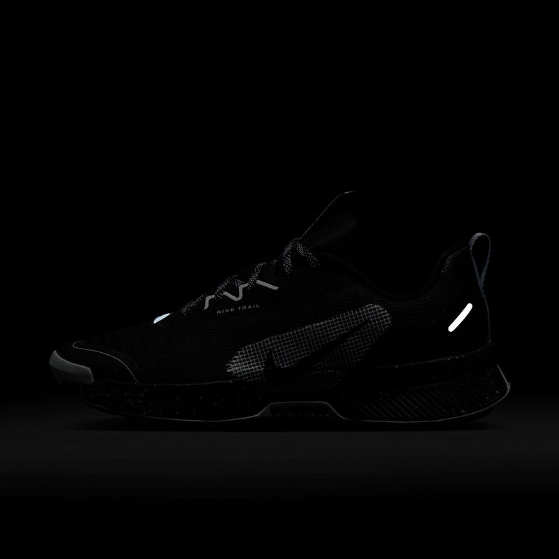 Кросівки для бігу жіночі Nike Juniper Trail 3 black/wolf grey/photon dust/black 8