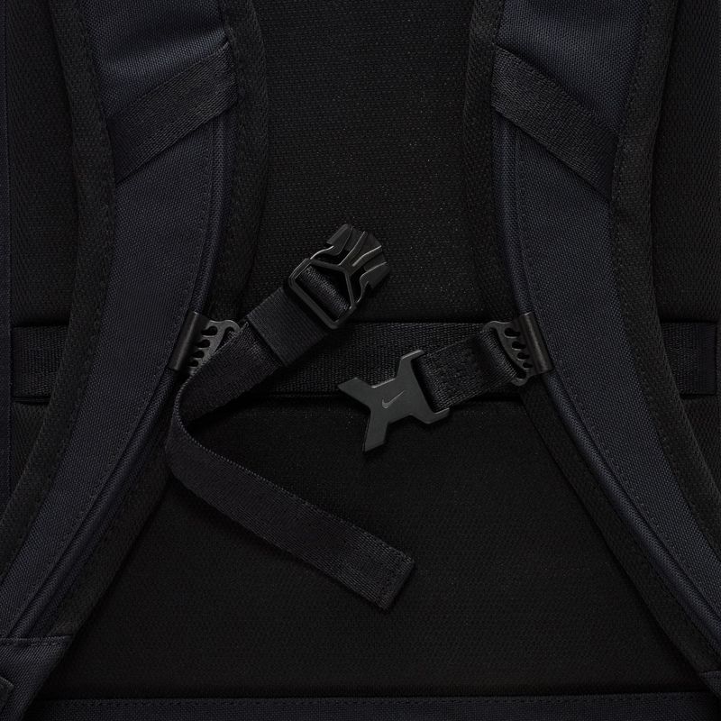 Рюкзак міський Nike Utility Speed 27 l black/black/white 11