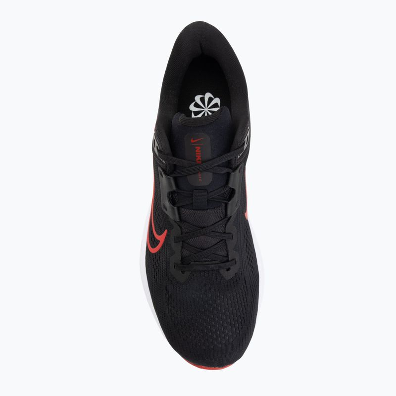 Чоловічі бігові кросівки Nike Quest 6 black/white/dark smoke grey/university red 5