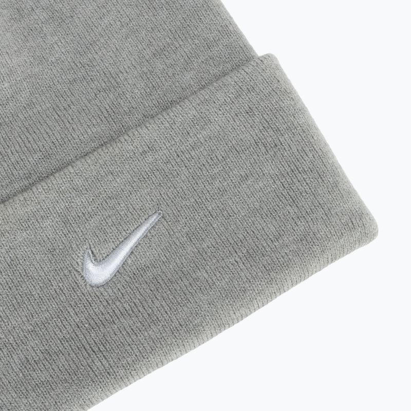 Шапка зимова Nike Peak Swoosh Beanie dark grey heather/white 3