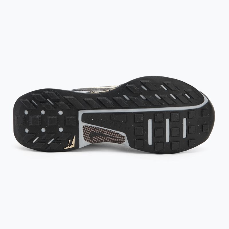 Кросівки для бігу жіночі Nike Juniper Trail 3 dark smoke grey/black/wolf grey/lightorewoodbrown 4