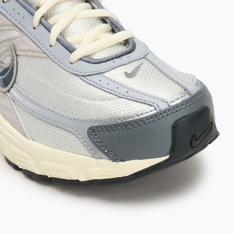 Кросівки для бігу чоловічі Nike Initiator light bone/coconut milk/ metallic silver/smoke grey 7