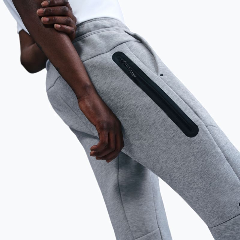Штани чоловічі Nike Tech Joggers dark grey heather/black 4