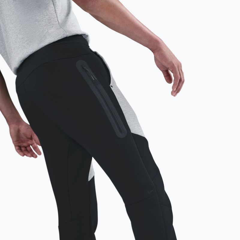 Штани чоловічі Nike Tech Joggers black/dark grey heather/black 4
