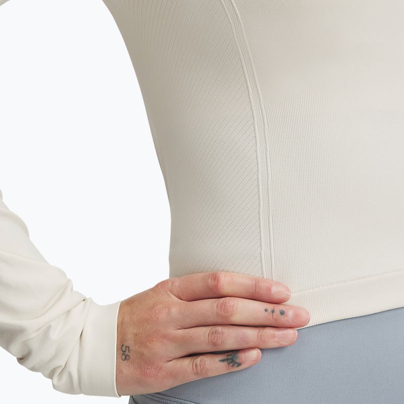 Лонгслів для тренувань жіночий Under Armour Train Seamless stone/white 3