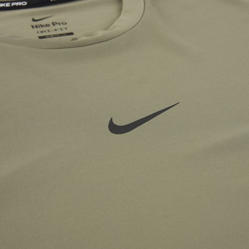 Футболка для тренувань чоловіча Nike Pro Dri-Fit Sleeveless Top light army/black 9