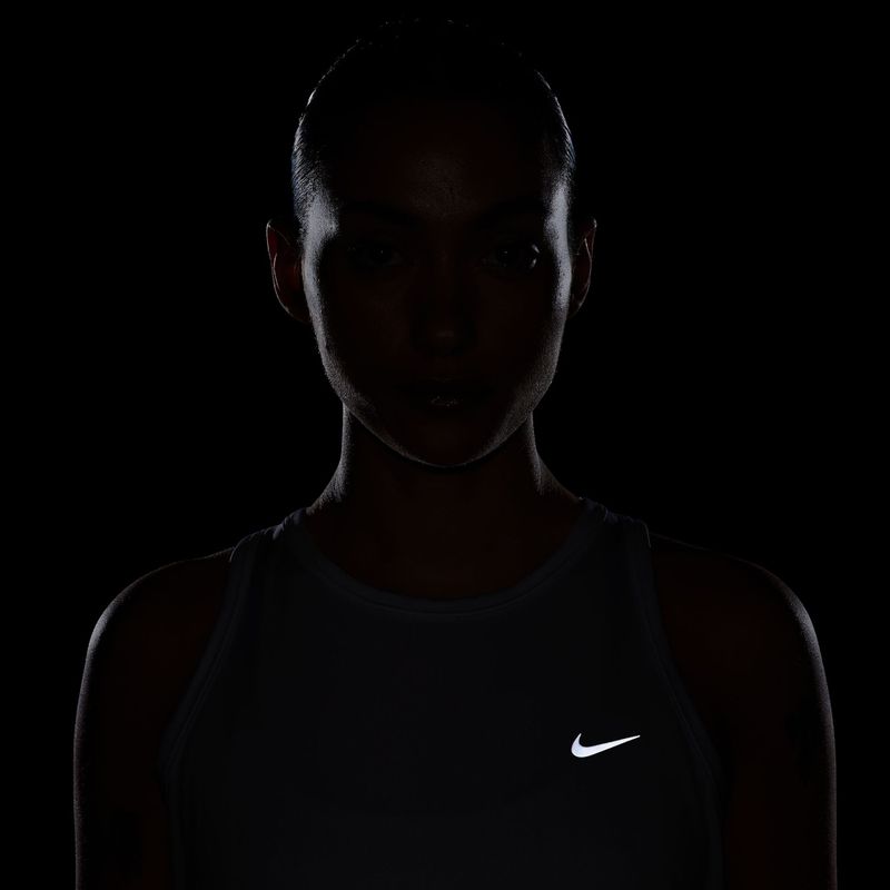 Жіноча бігова футболка Nike Tempo Dri-Fit Tank Top white 7