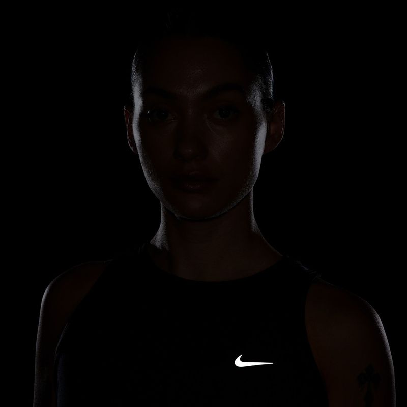 Жіноча бігова футболка Nike Tempo Dri-Fit Tank Top black 7