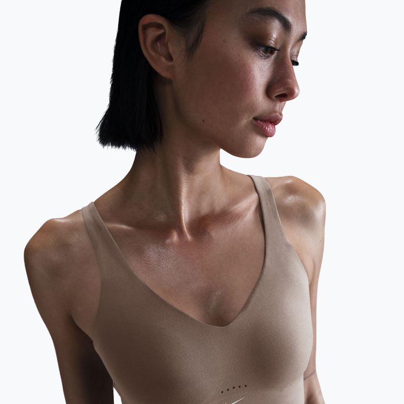 Бюстгальтер для тренувань Nike Alate Medium Support Longline mink brown/white 4
