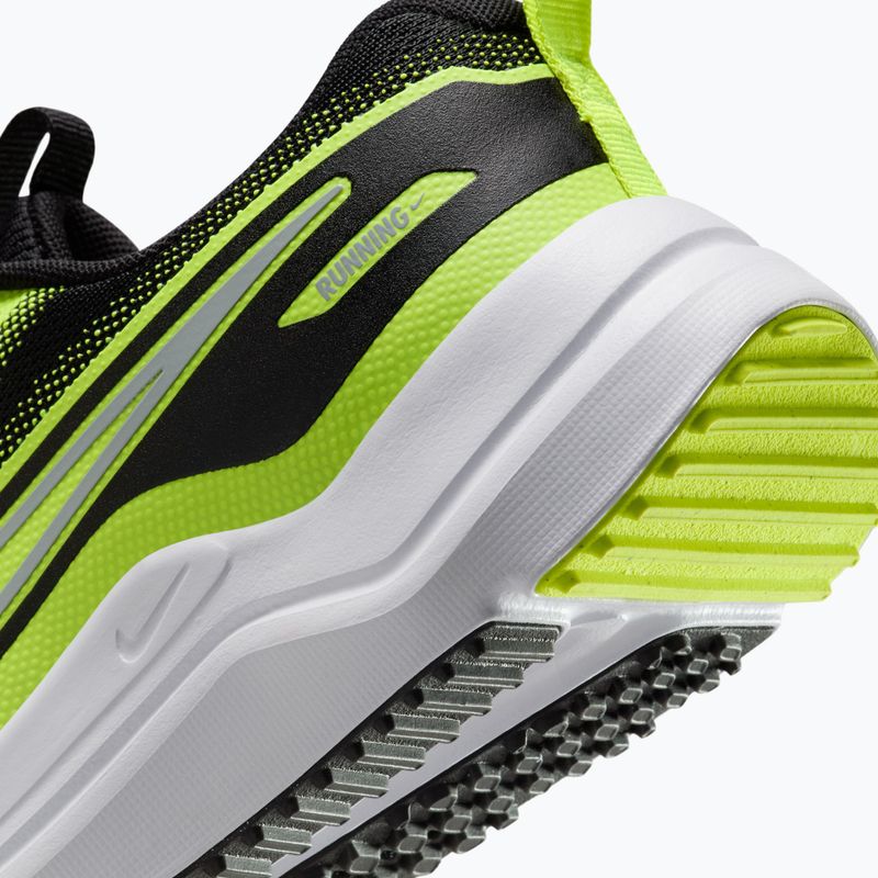 Взуття дитяче Nike Cosmic Runner black/volt/wolf grey 6