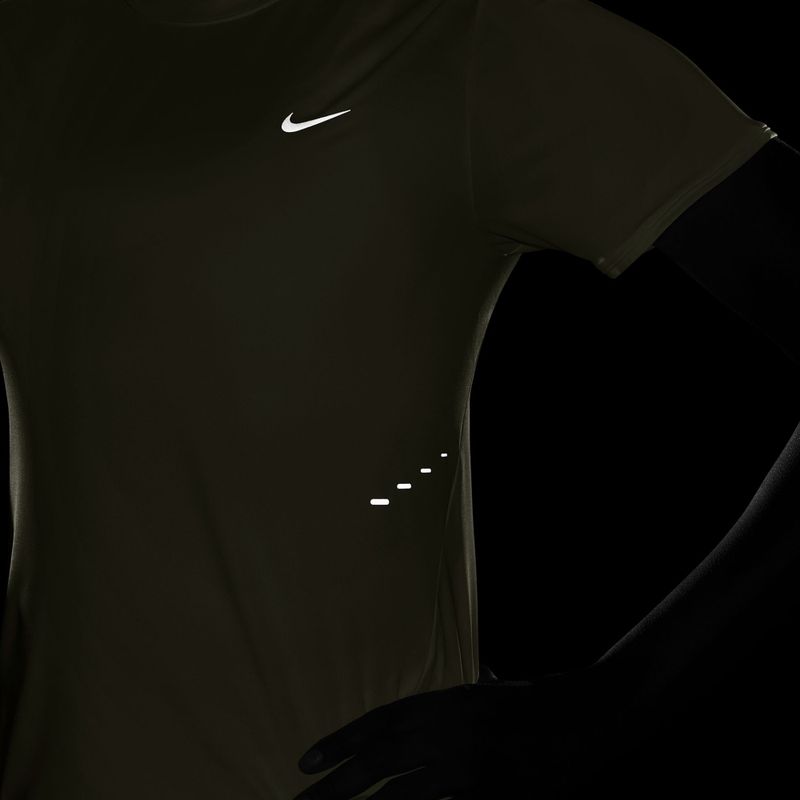 Жіноча бігова футболка Nike Swift Dri-Fit sail 6