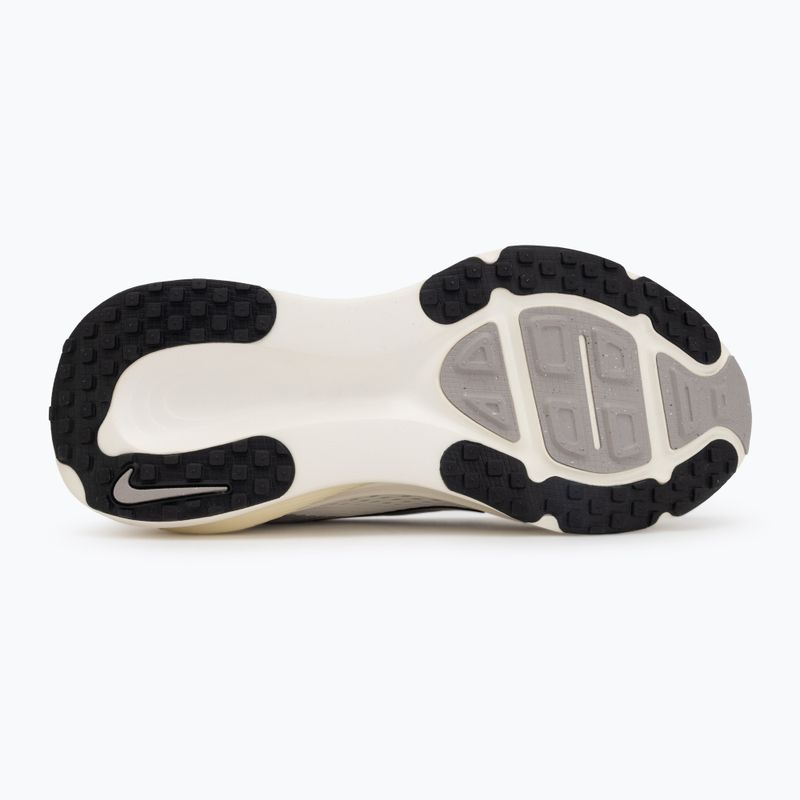 Кросівки для бігу чоловічі Nike Vomero 18 summit white/coconut milk/black 4